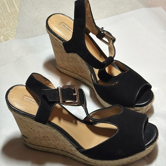Antonio Melani Yardley black suede cork wedges platform T strap sandals heels 11 - Picture 3 of 7
